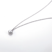 画像をギャラリービューアに読み込む, K18WGアコヤベビーパールペンダントネックレス(4.0㎜)