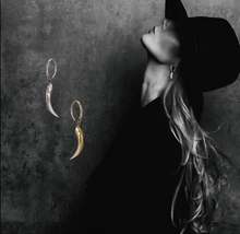 画像をギャラリービューアに読み込む, Judith Altair Drop Pierce