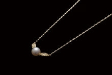 画像をギャラリービューアに読み込む, Judith Rosee Necklace