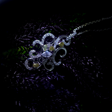 画像をギャラリービューアに読み込む, K18WGファンシーカラーダイヤモンドペンダントネックレス