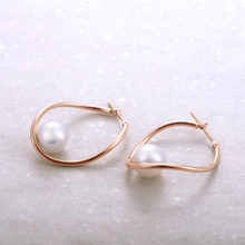 画像をギャラリービューアに読み込む, K18アコヤ本真珠ピアス(8.5㎜)